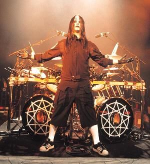 000000joey_jordison.jpg