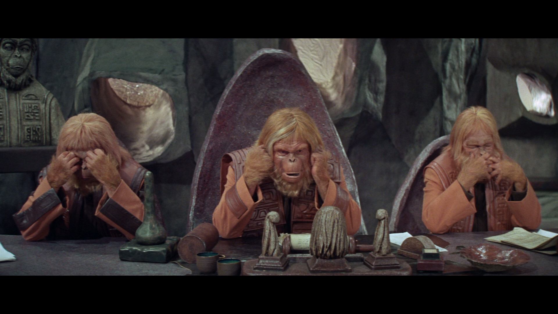 71410-large-planet-of-the-apes-blu-ray8.jpg