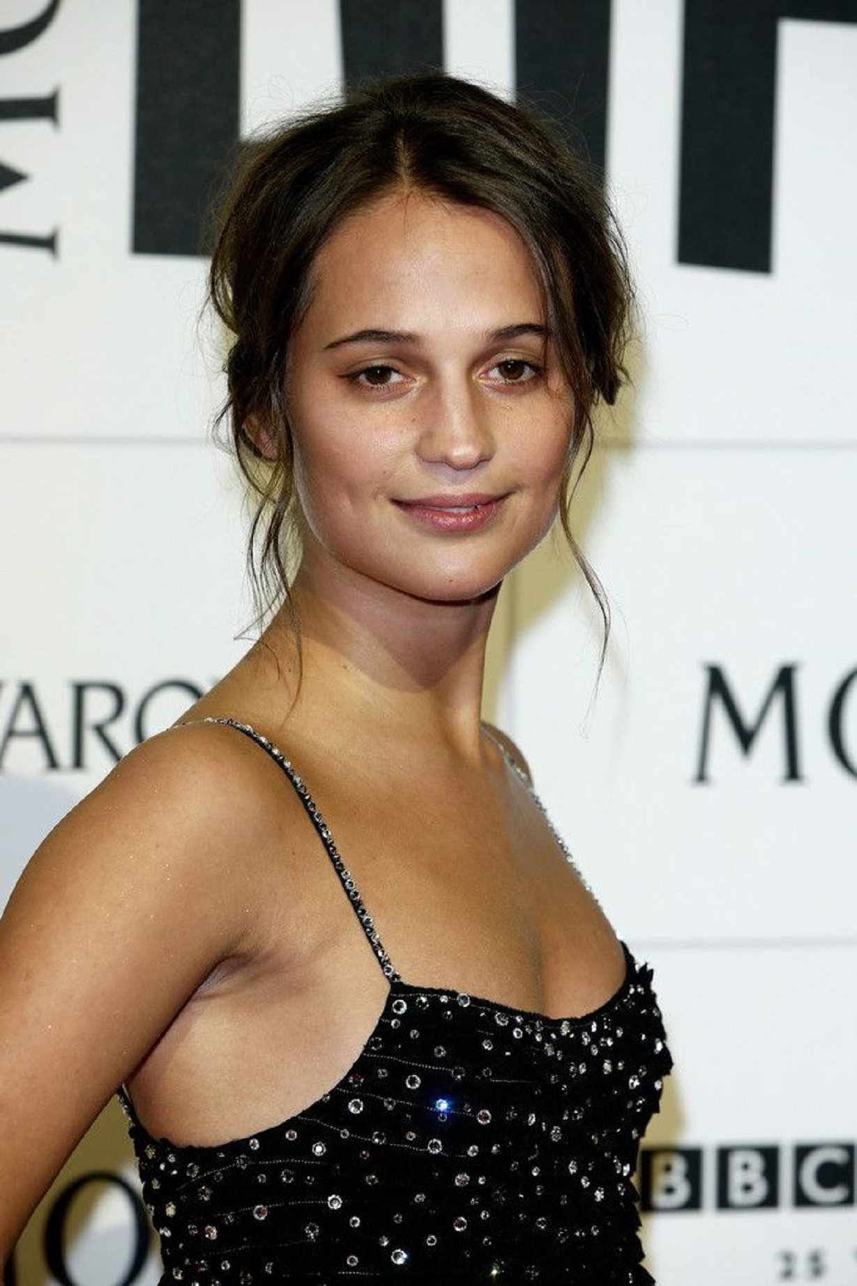 Alicia-Vikander-The-Moet-British-Independent-Film-Awards-2015-London-2.jpg