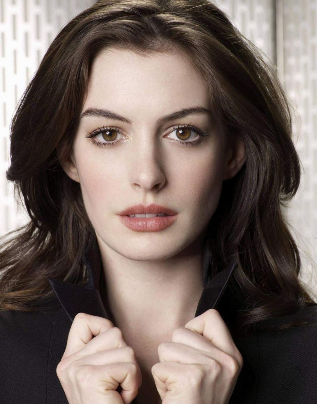 anne-hathaway-165574.jpg