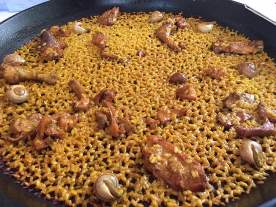 arroz-con-conejo-y-caracoles.jpg