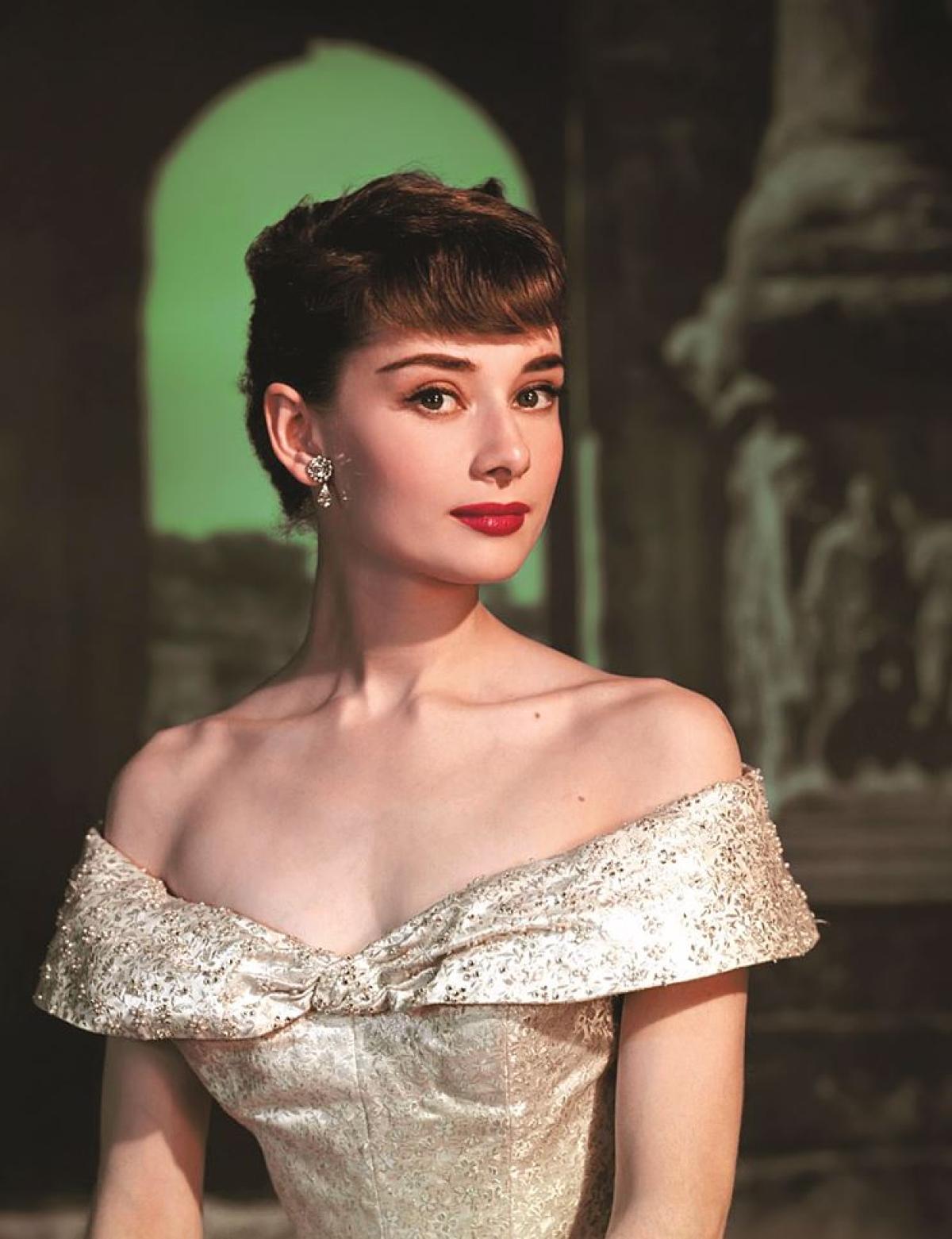 audrey-hepburn-as-princess-ann-in-the-1953-film-22roman-holiday-22.jpg