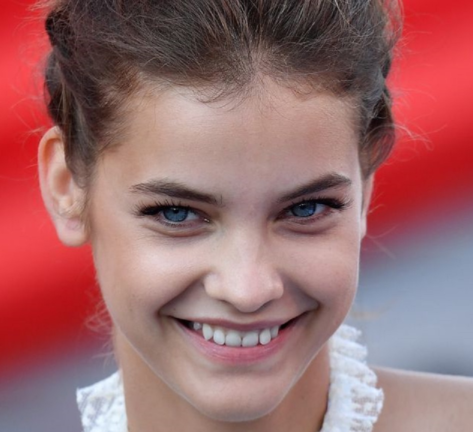 barbara-palvin-opening-ceremony-and-la-la-land-premiere-venice-film-festival-8-31-2016-13.jpg