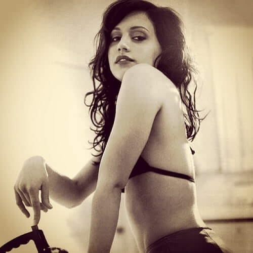 Brittany-Murphy-hot-2.jpg