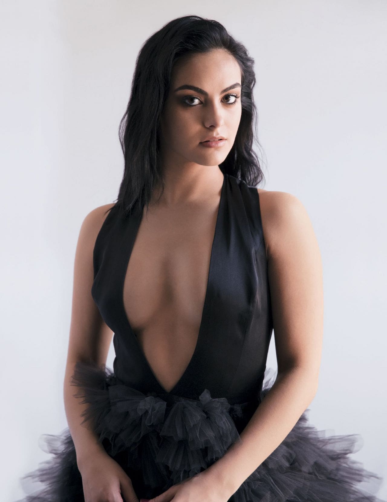 Camila Mendes pdby4bk6wai31.jpg