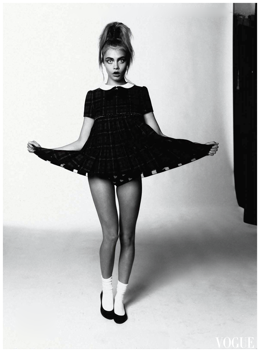 cara-delevingne-photo-david-bailey-vogue-au-oct-2013.png