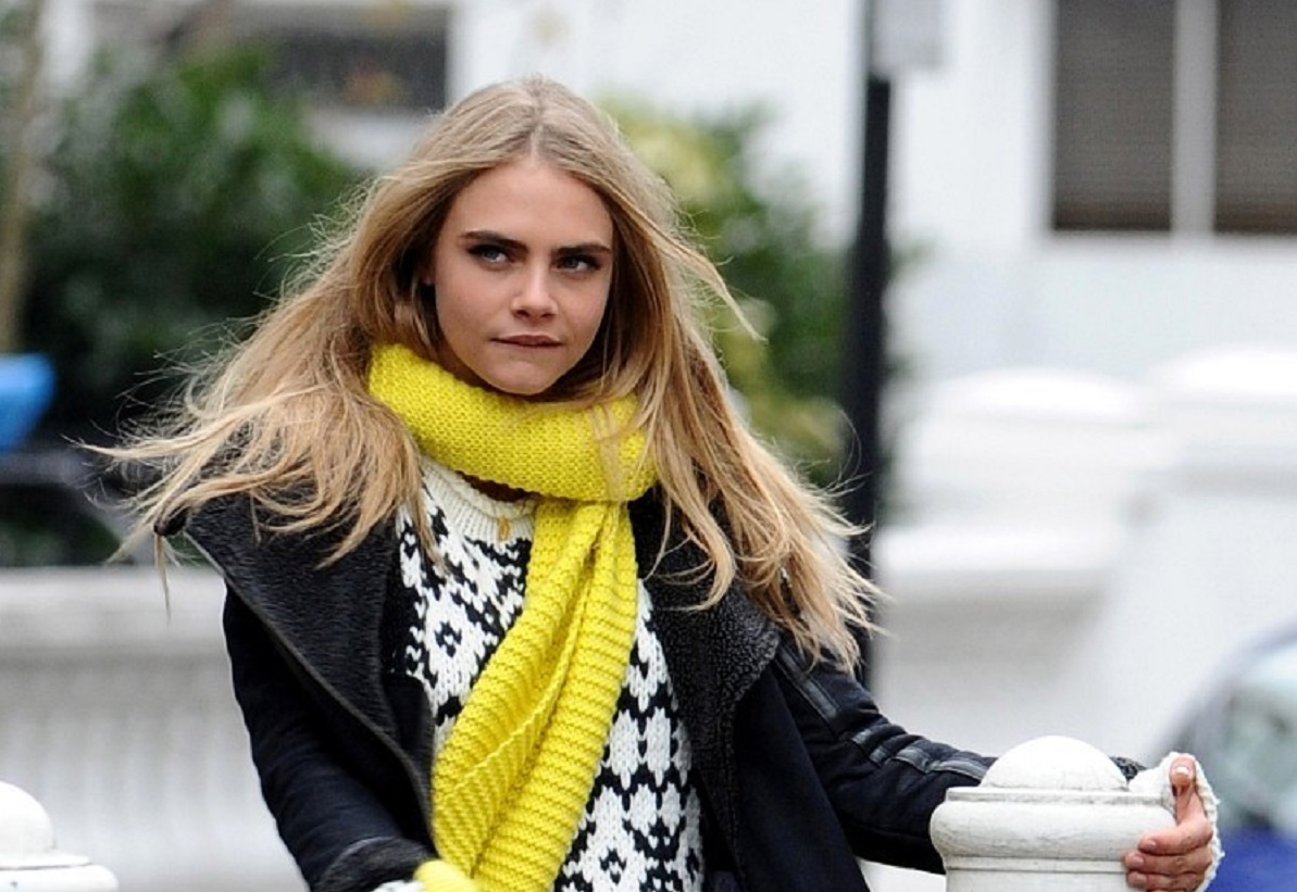 Cara-Delevingne---Photoshoot-in-London--14.jpg