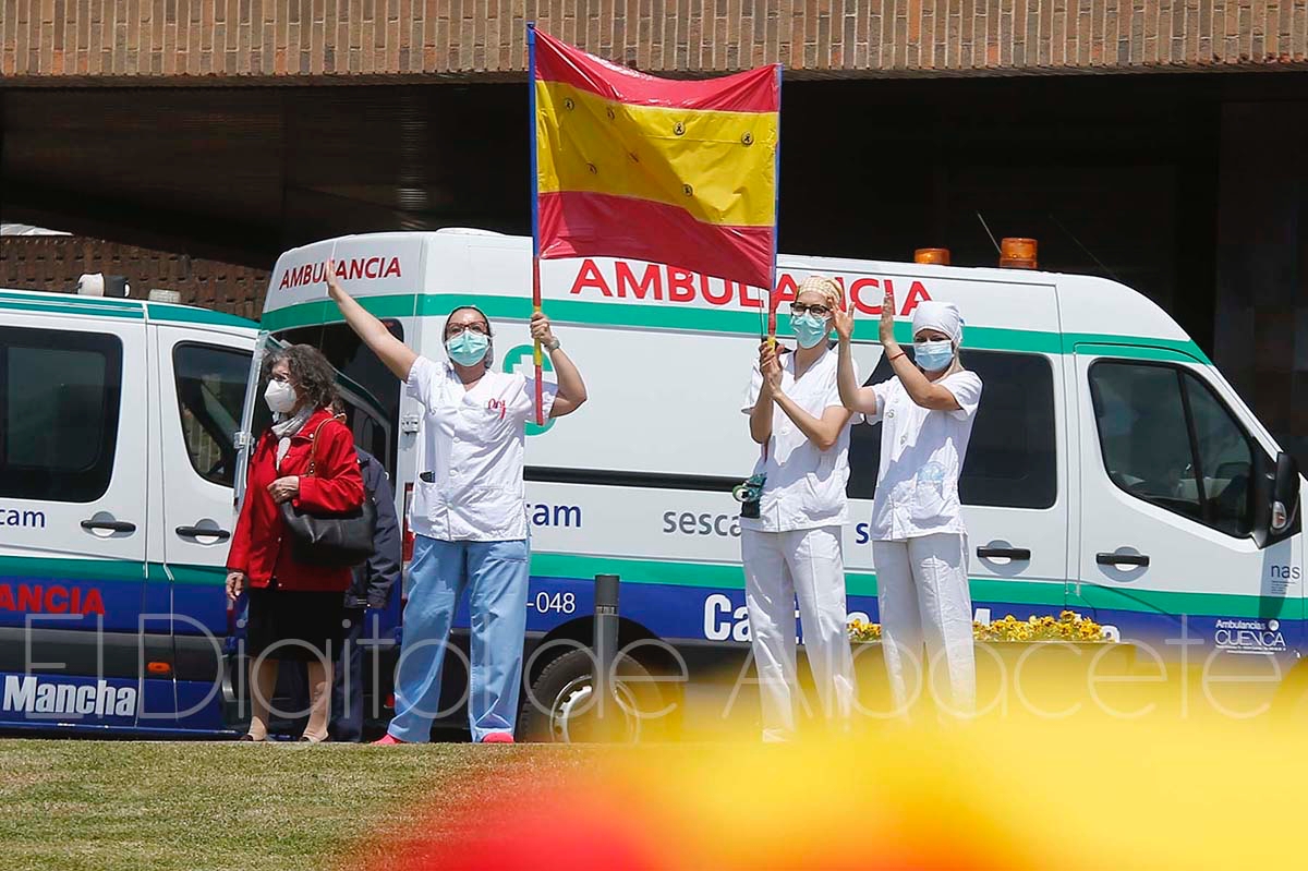 CARAVANA_CONCENTRACION_VOX_CONTRA_GOBIERNO_NOTICIA_ALBACETE-36.jpg