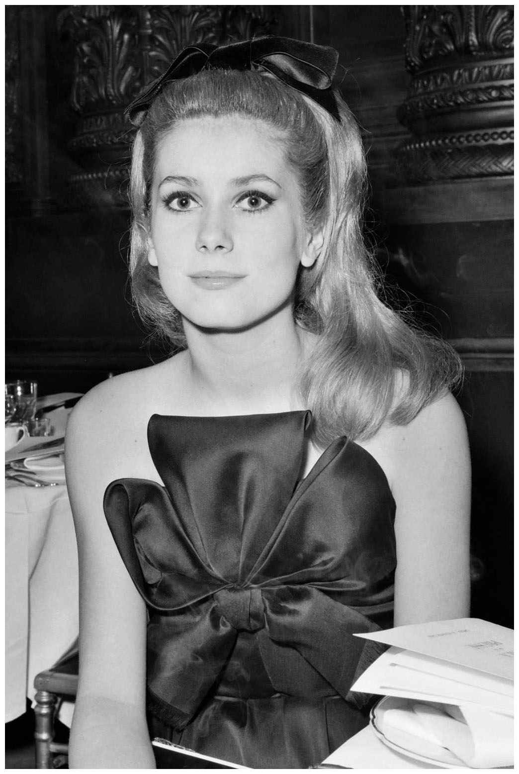 catherine-deneuve-1962-ap (1).jpg