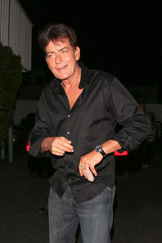 charlie-sheen-hiv-positive-drugs-drinking-after-diagnosis-photos-002.jpg