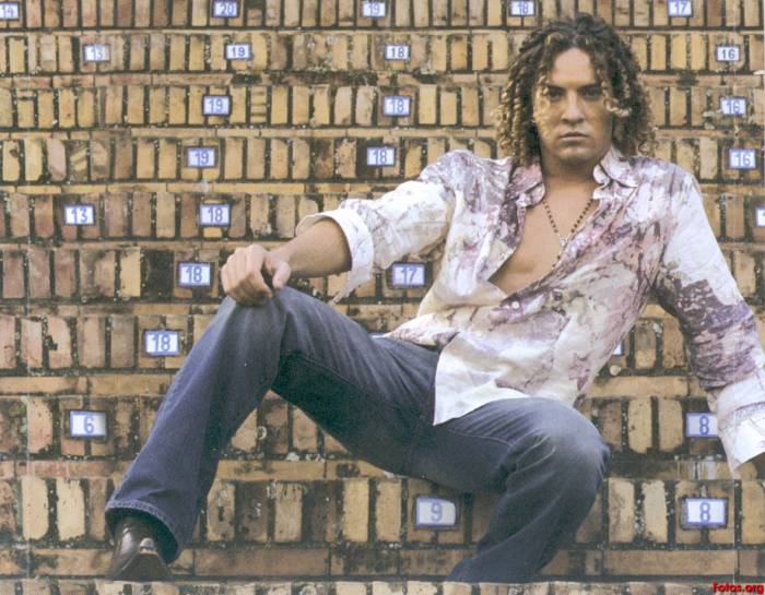 David-Bisbal-Buleria-Del-2004-Inlay.jpg