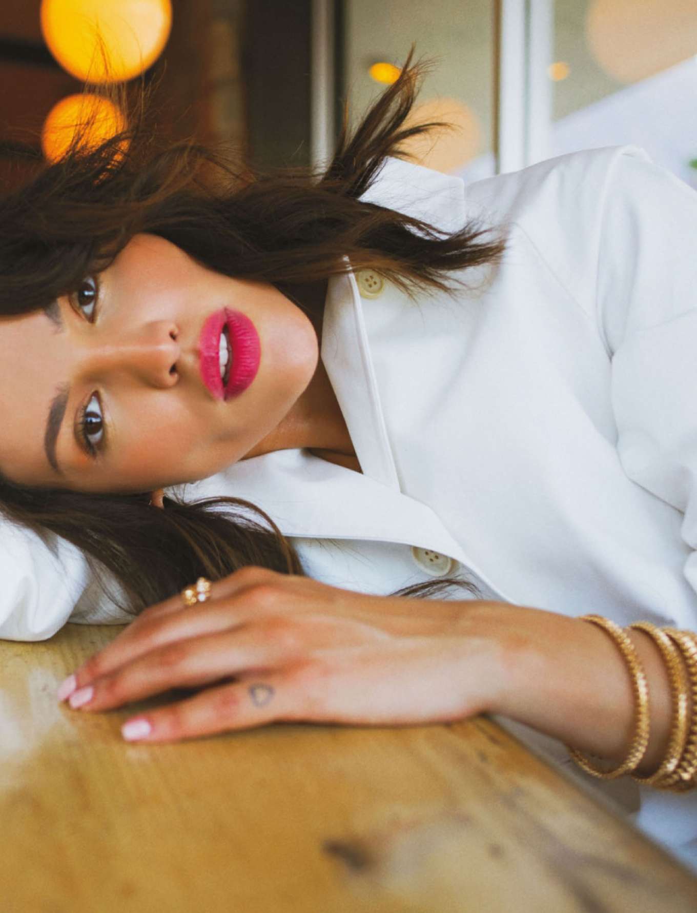 Eiza-Gonzalez---Elle-Mexico-2019-adds-04.jpg