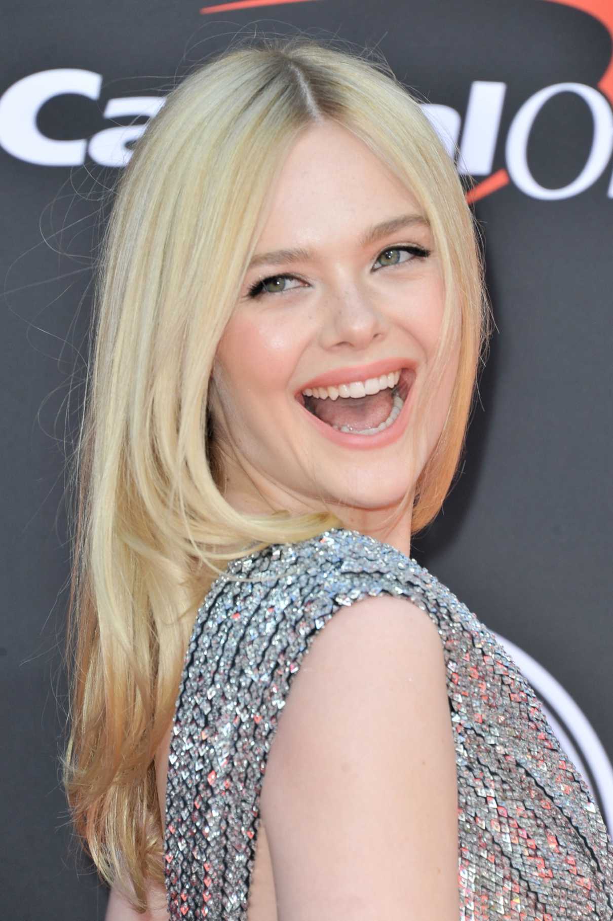 elle-fanning-attends-2019-espy-awards-in-los-angeles-07-10-2019-5.jpg