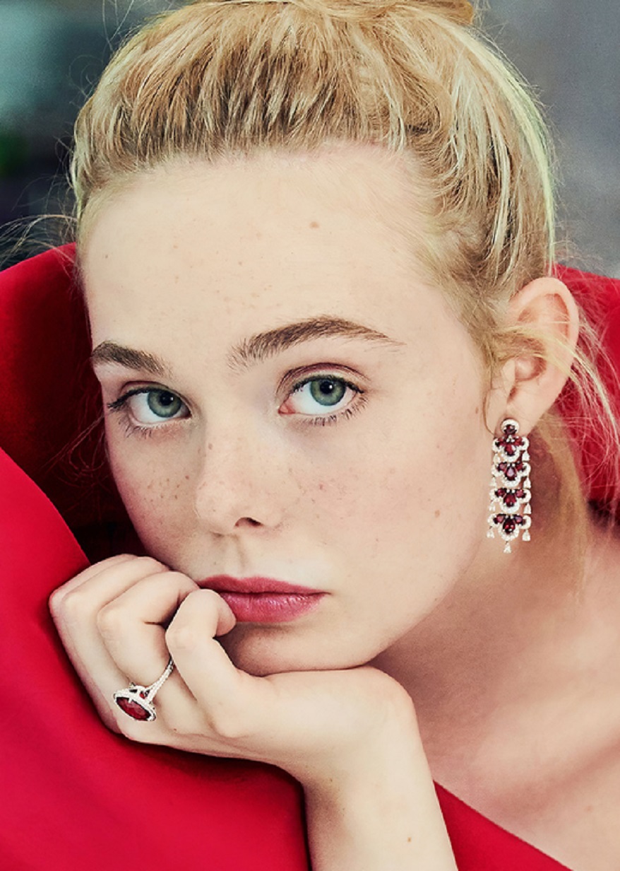 elle-fanning-instyle-2019-k6-1280x800.jpg