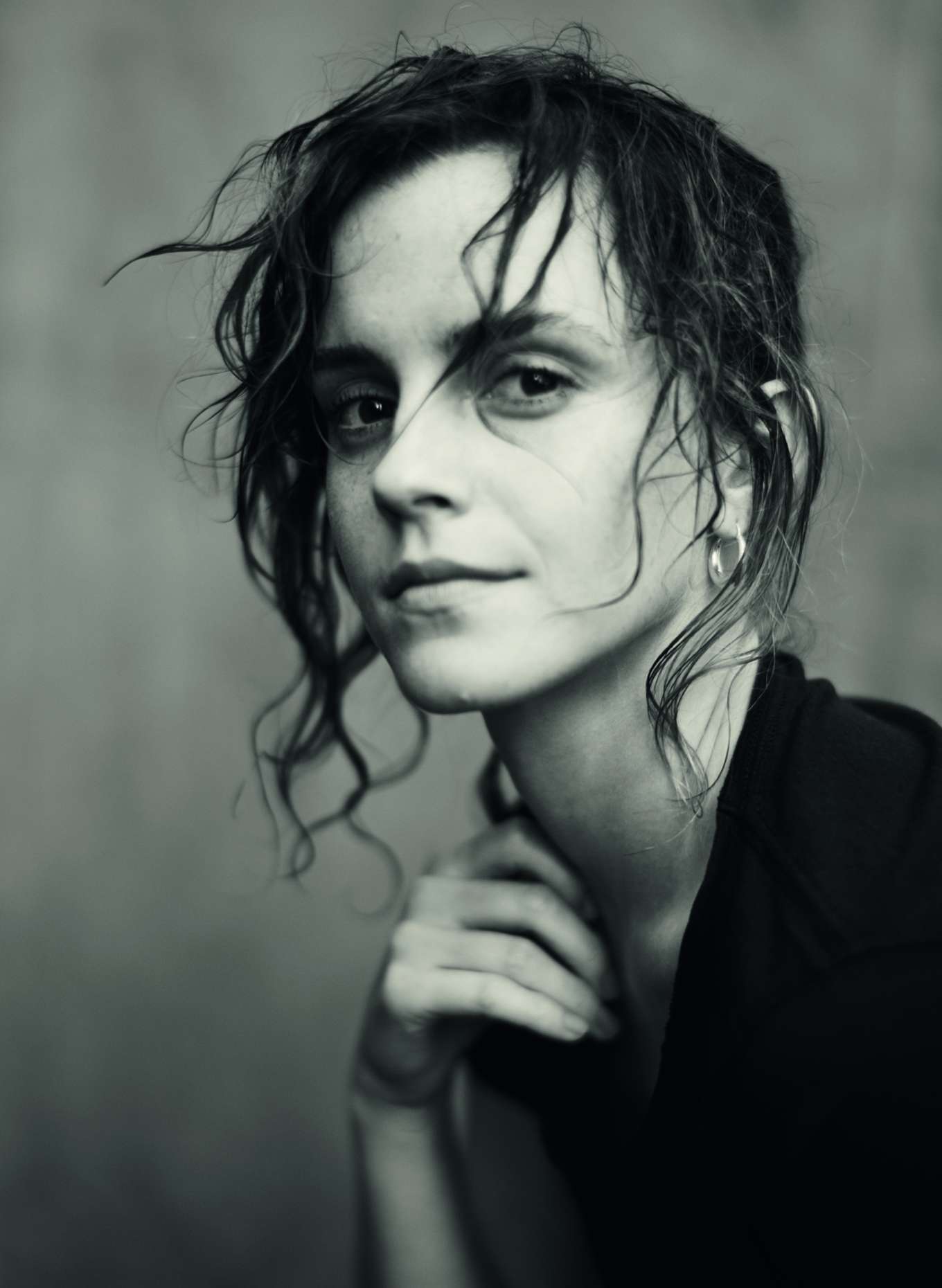 Emma-Watson---2020-Pirelli-Calendar-by-Paolo-Roversi-2019-04.jpg