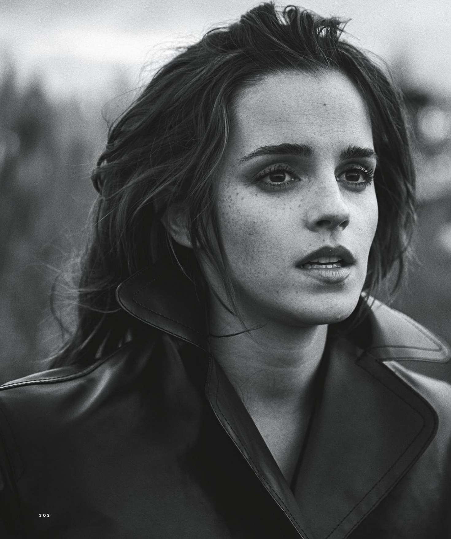 Emma-Watson_-Vogue-Australia-2018--24.jpg