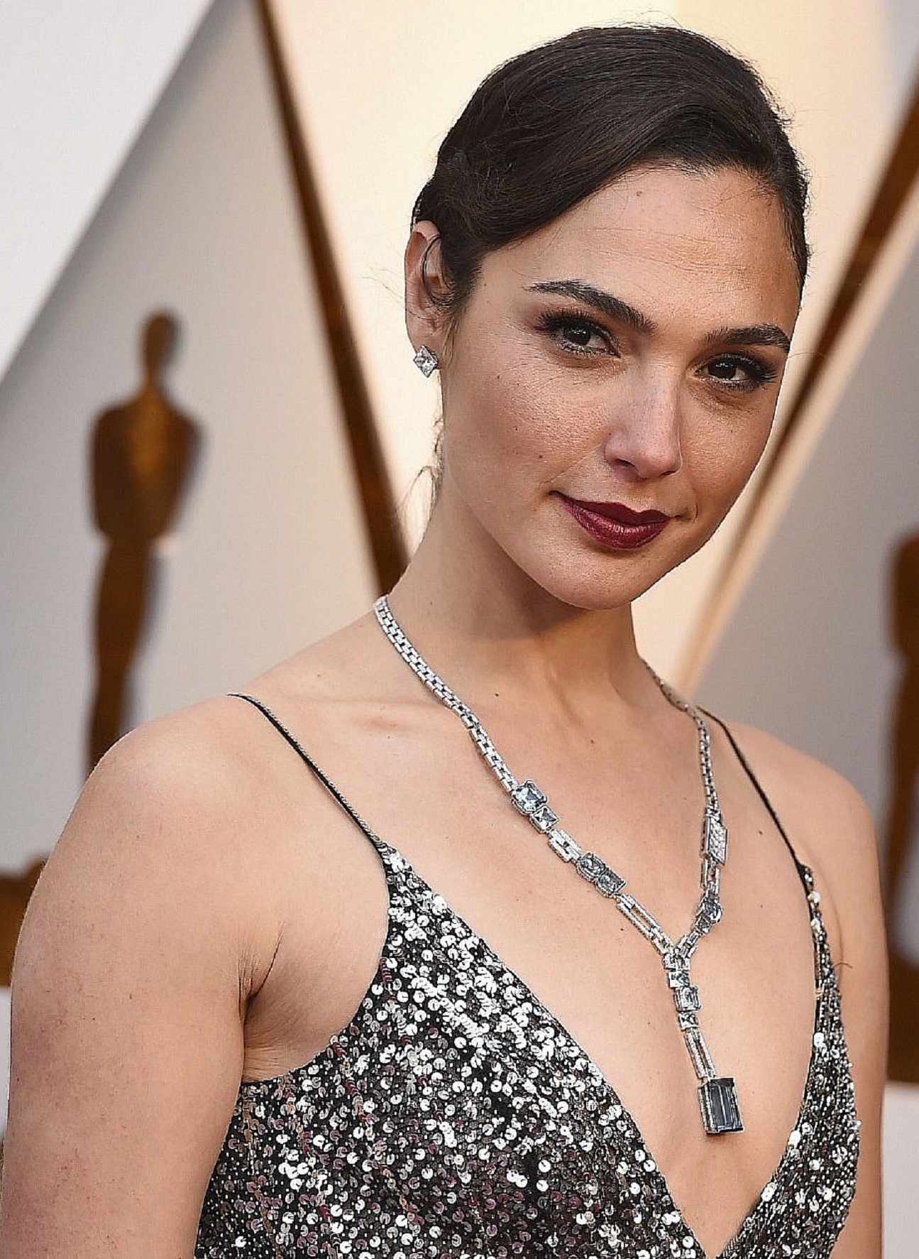 gal gadot AP_18064056056885-e1564403989312.jpg