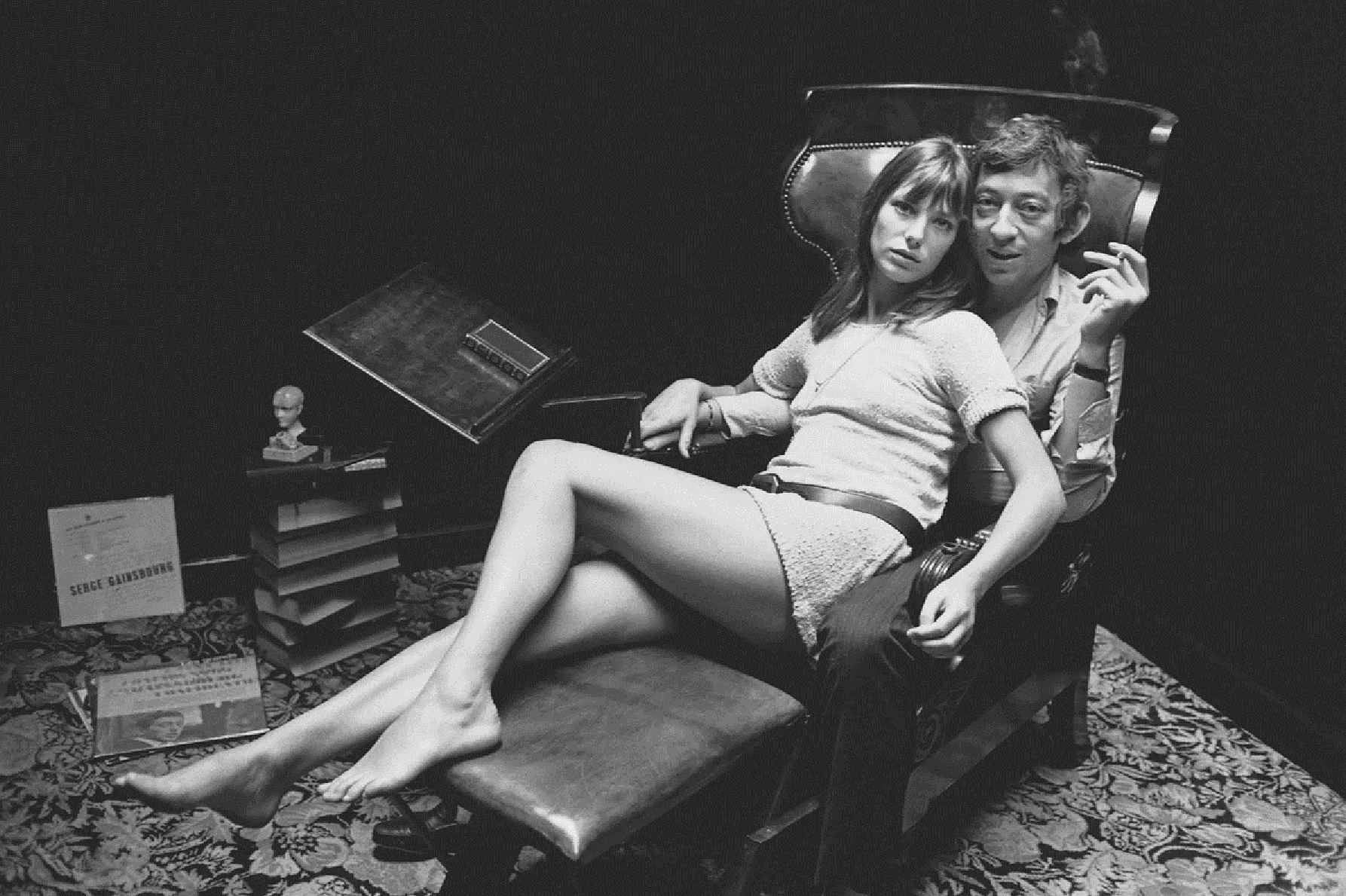 jane-birkin-and-french-singer-songwriter-serge-gainsbourg-at-home-in-paris-photo-by-reg-lancas...jpg