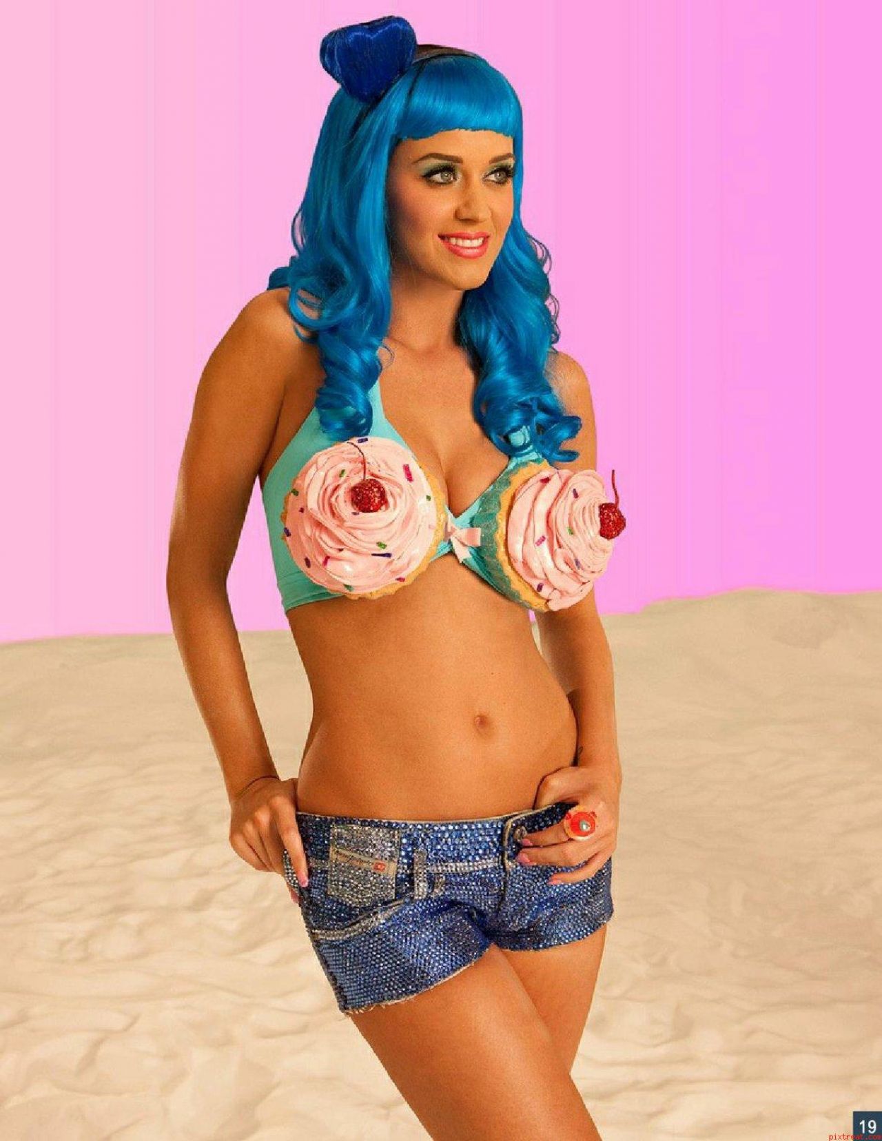 katy-perry-rub-magazine-dominican-republic-november-2013_3.jpg