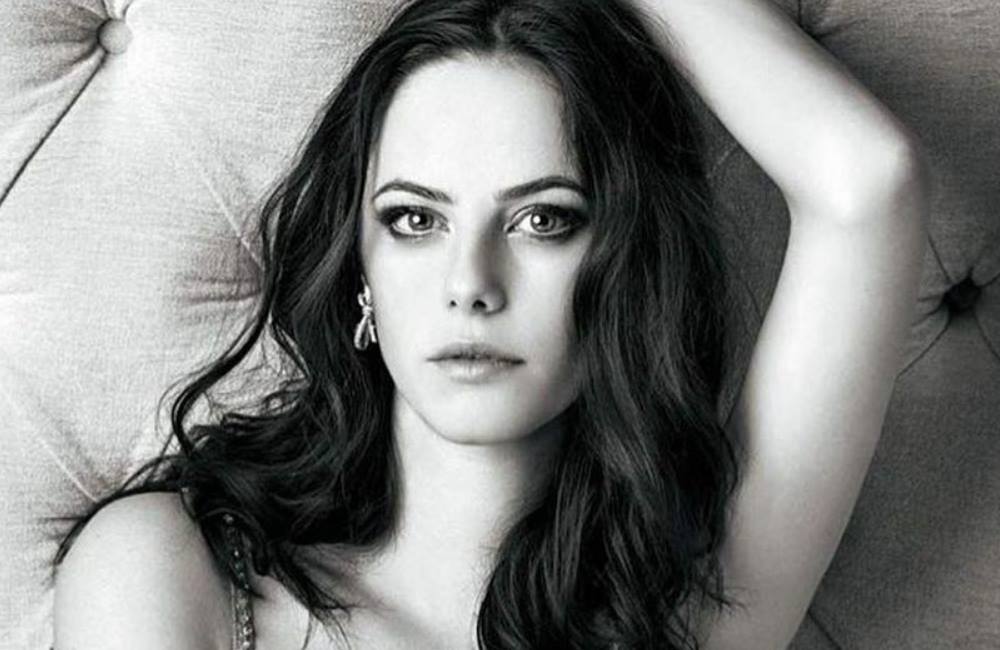 Kaya-Scodelario-is-the-face-of-new-Cartier-jewelry-line.jpg