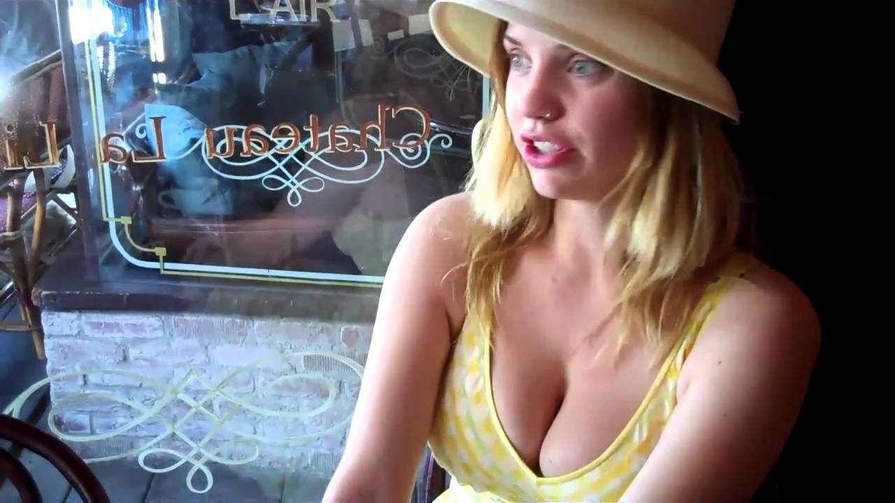 Kelli Garner 9_Kelli-Garner.jpg