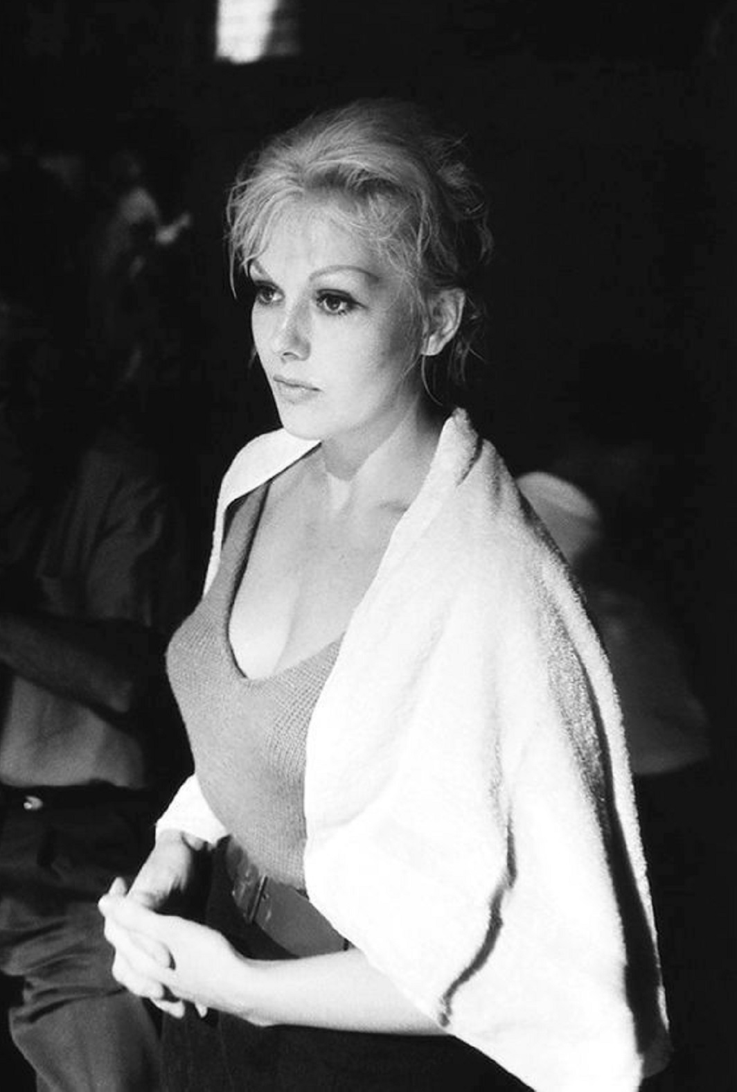 Kim Novak tumblr_pcpt0tPyQ61qazanuo1_1280.jpg