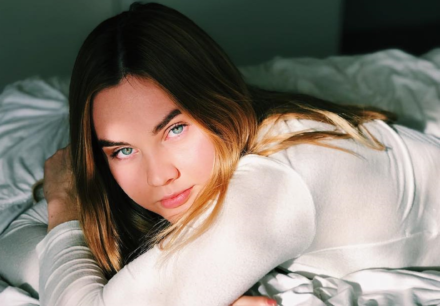 LIANA LIBERATO -.jpg