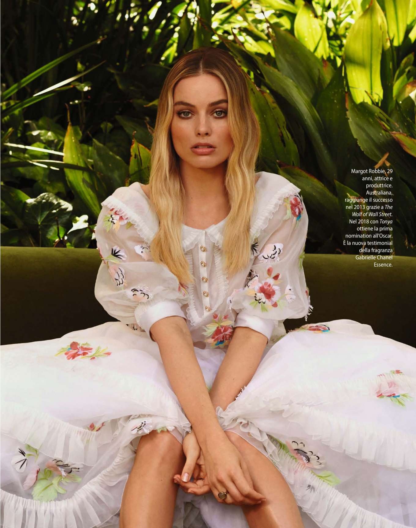 Margot-Robbie---F-Magazine-2019-02.jpg