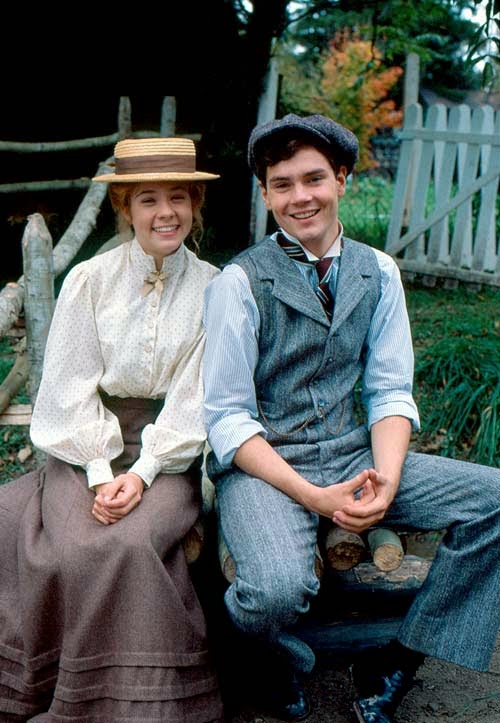 megan-follows-jonathan-crombie-anne-of-green-gables-1.jpg