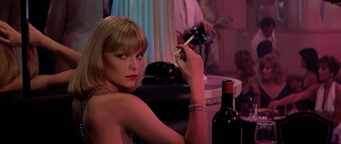 michelle-pfeiffer-scarface-precio-del-poder-1983-3.jpg