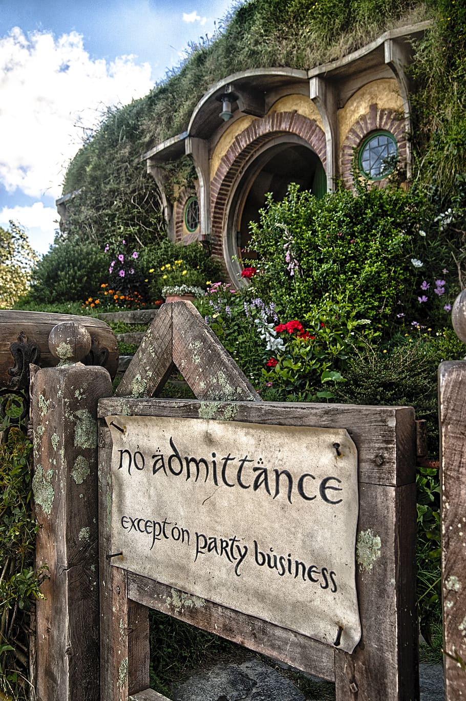 new-zealand-matamata-bag-end-hobbiton.jpg