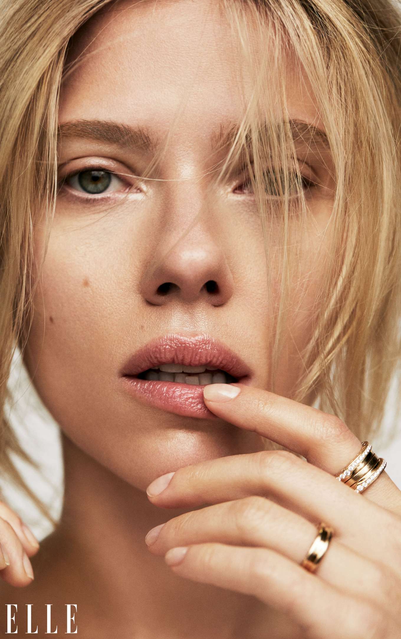 Scarlett-Johansson----Elle-Magazine-Women-in-Hollywood-2019-adds-03.jpg