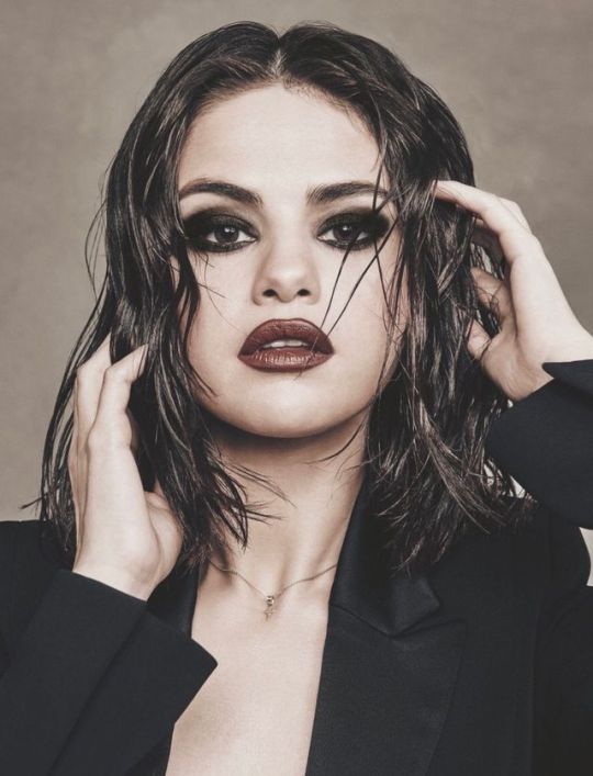 Selena Gomez tumblr_prnv4wvlzI1xdvxrho1_540.jpg