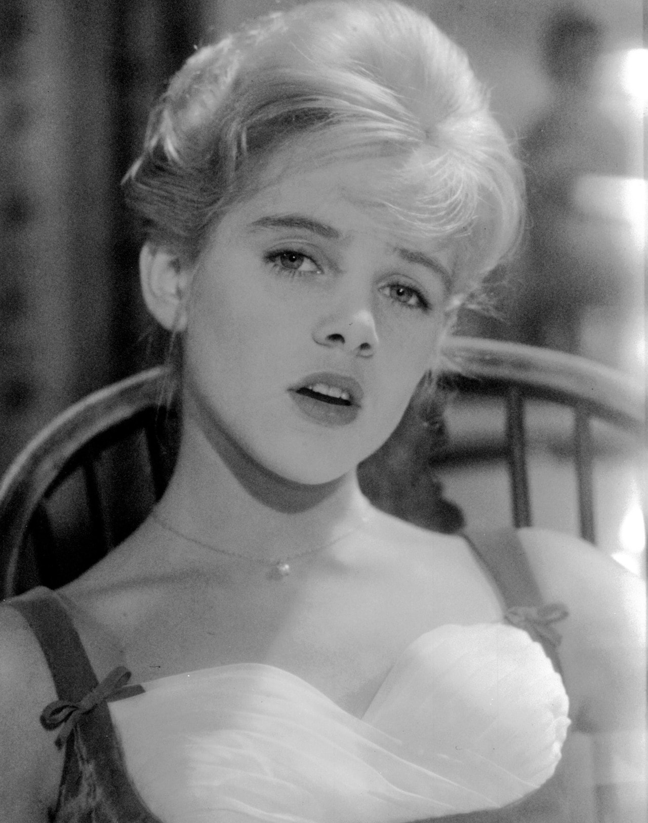 Sue Lyon 1_Sue-Lyon.jpg